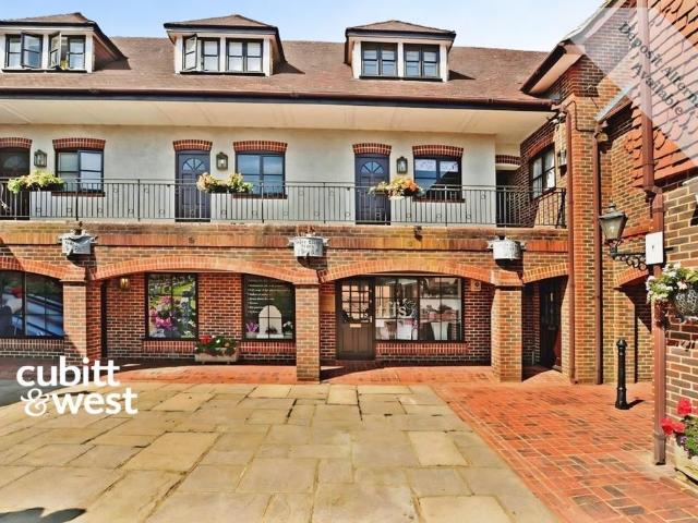 1 bedroom maisonette to rent