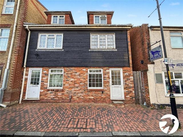 1 bedroom maisonette to rent