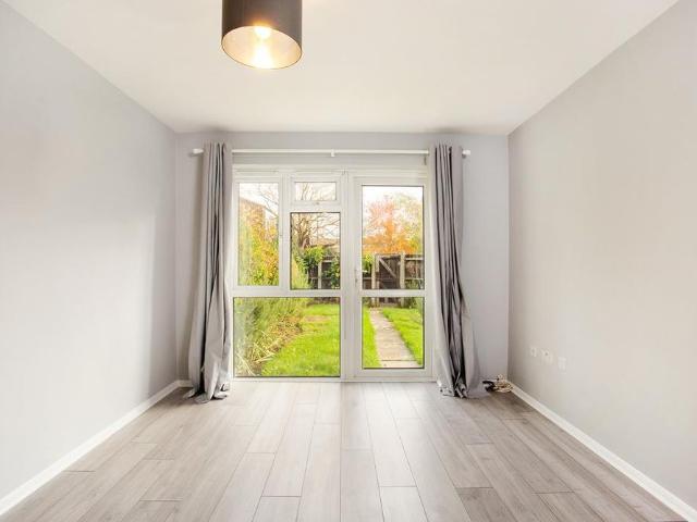 1 bedroom maisonette to rent