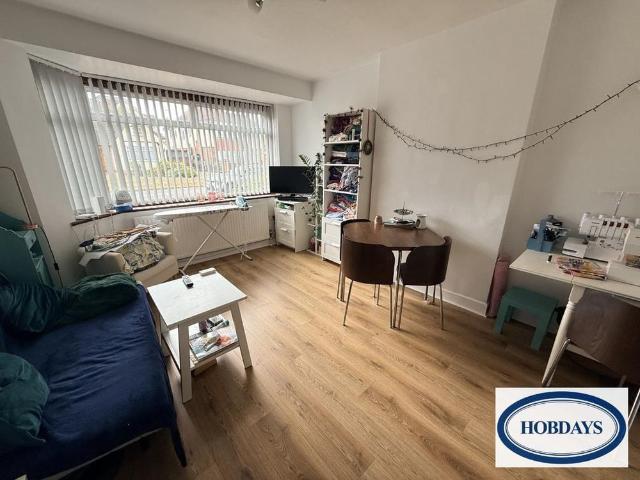 1 bedroom maisonette to rent