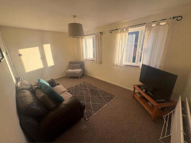 1 bedroom maisonette to rent