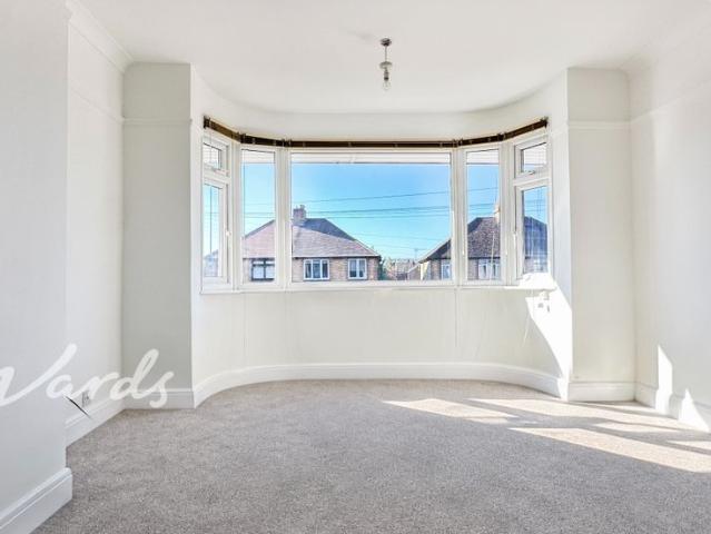 1 bedroom maisonette to rent