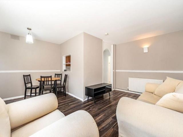 1 bedroom maisonette to rent