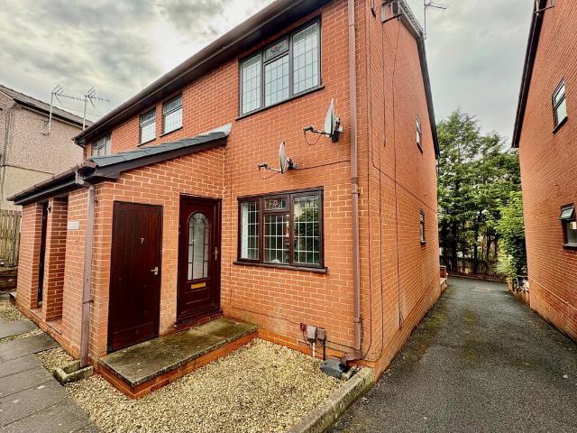 1 bedroom maisonette to rent