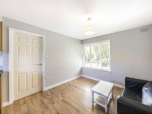 1 bedroom maisonette to rent
