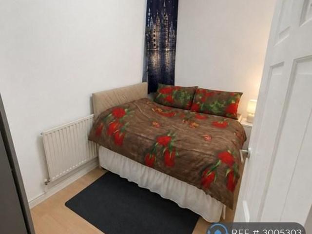 1 bedroom maisonette to rent