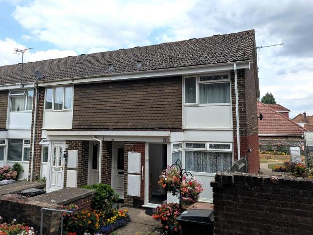 1 bedroom maisonette to rent