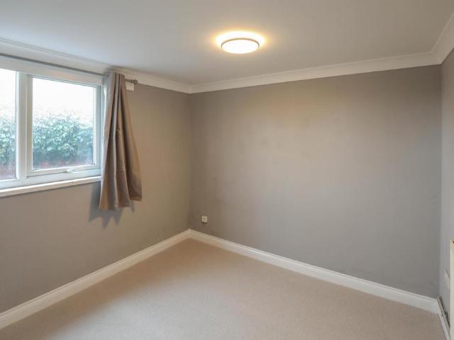 1 bedroom maisonette to rent
