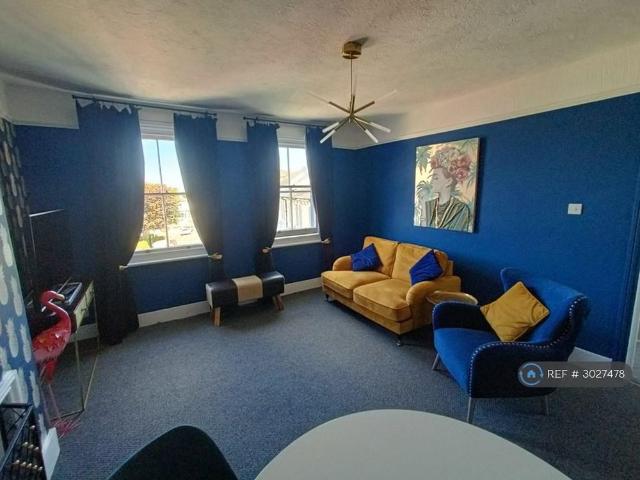 1 bedroom maisonette to rent