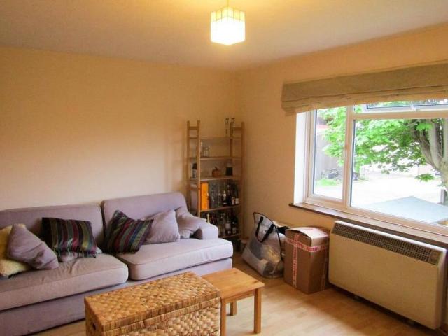 1 bedroom maisonette to rent
