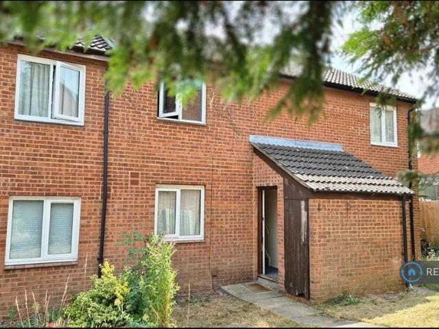 1 bedroom maisonette to rent