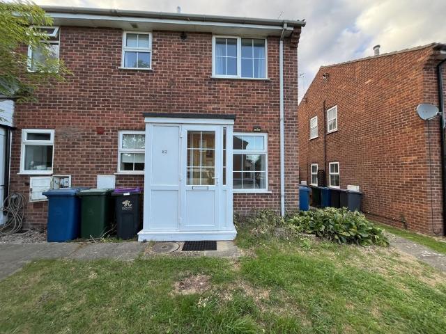1 bedroom maisonette to rent