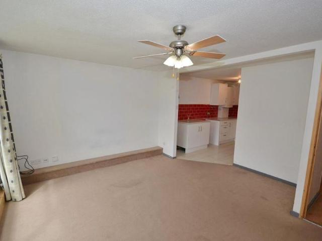 1 bedroom maisonette to rent