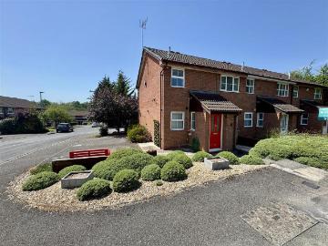 1 bedroom maisonette to rent