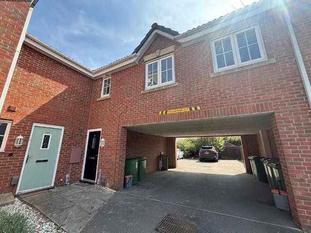 1 bedroom maisonette to rent