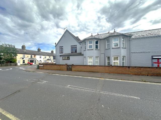 1 bedroom maisonette to rent