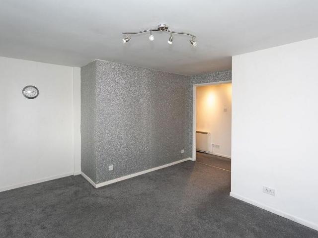 1 bedroom maisonette to rent