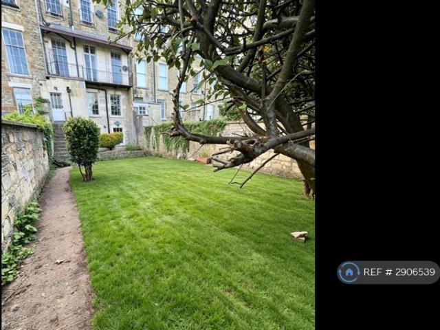 1 bedroom maisonette to rent