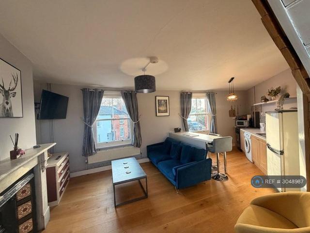 1 bedroom maisonette to rent