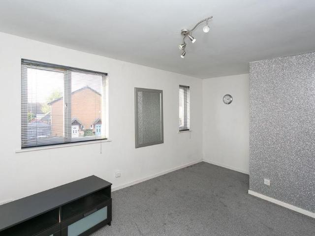 1 bedroom maisonette to rent