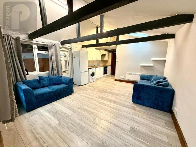 1 bedroom maisonette to rent