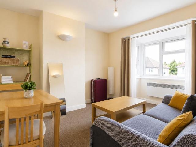 1 bedroom maisonette to rent