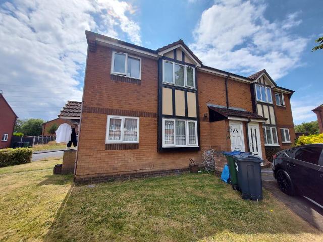 1 bedroom maisonette to rent