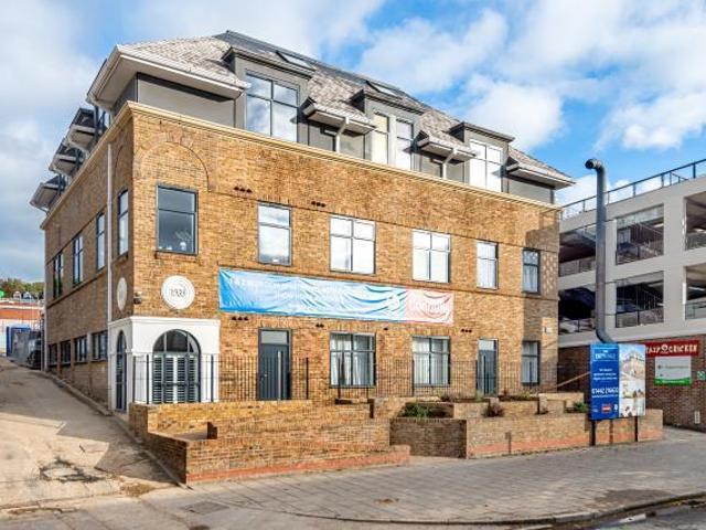 1 bedroom maisonette to rent