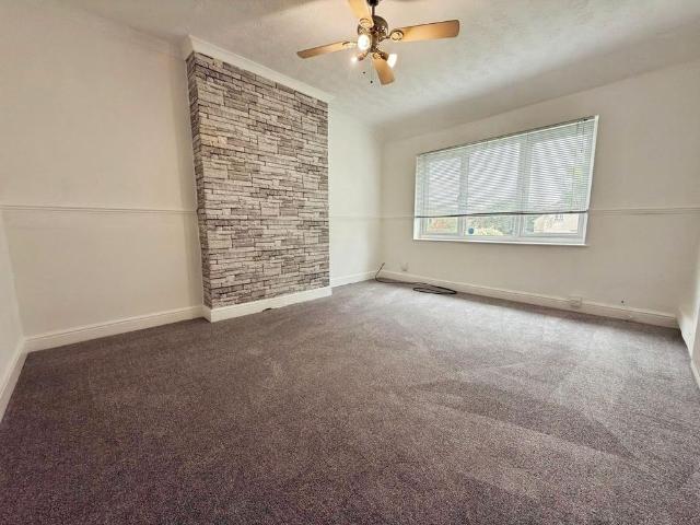 1 bedroom maisonette to rent