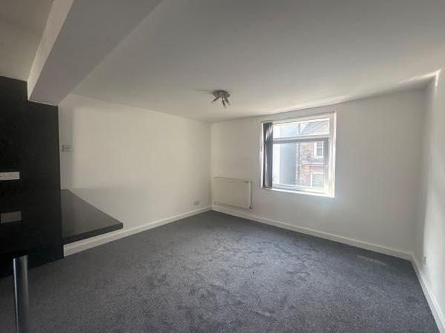 1 bedroom maisonette to rent