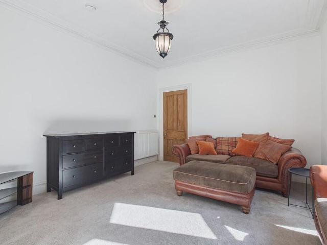 1 bedroom maisonette to rent