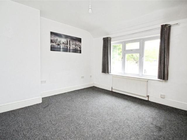 1 bedroom maisonette to rent