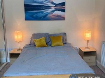 1 bedroom maisonette to rent