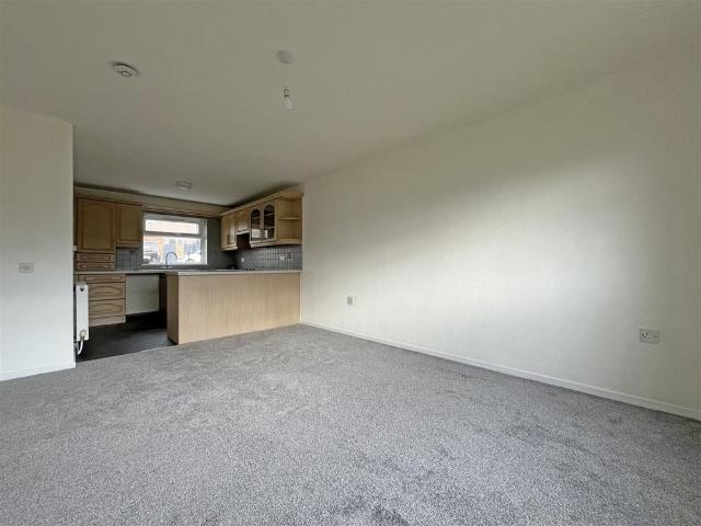 1 bedroom Maisonette to rent
