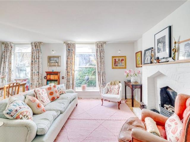 1 bedroom maisonette to rent