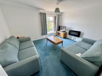 1 bedroom maisonette to rent