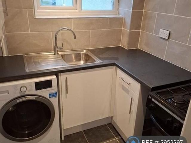 1 bedroom maisonette to rent