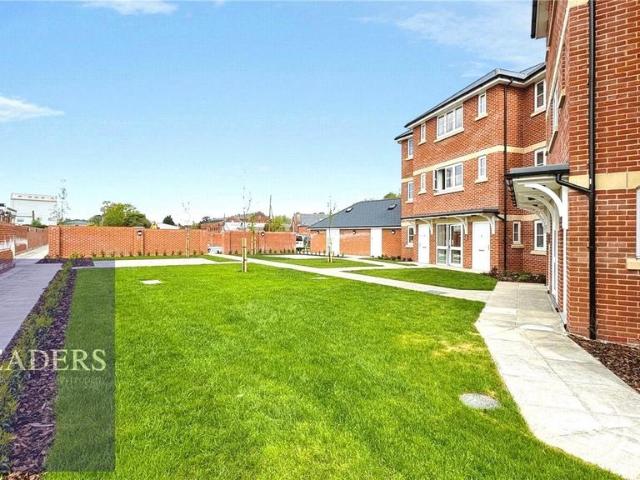 1 bedroom maisonette for sale
