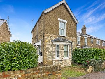 1 bedroom maisonette for sale