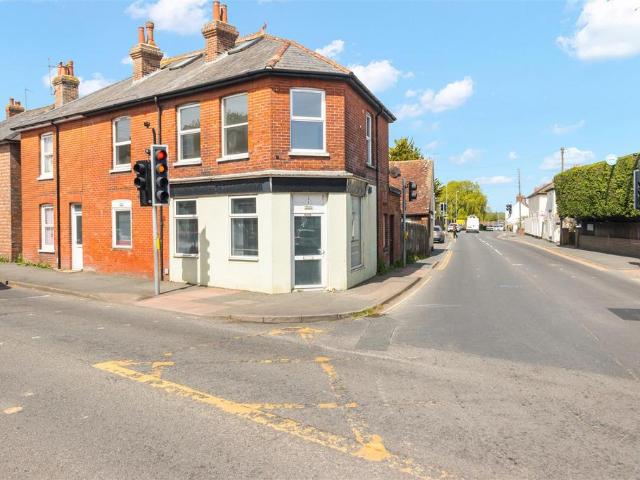 1 bedroom maisonette for sale