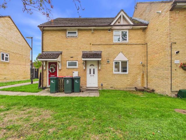 1 bedroom maisonette for sale