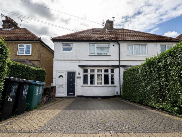 1 bedroom maisonette for sale