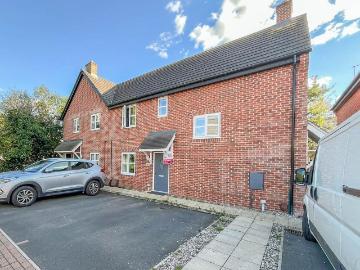 1 bedroom maisonette for sale