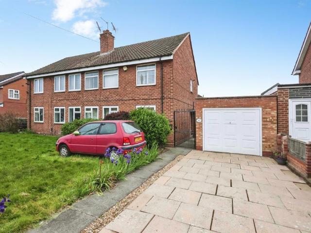 1 bedroom maisonette for sale