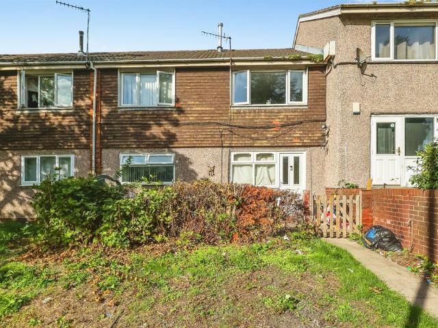 1 bedroom maisonette for sale
