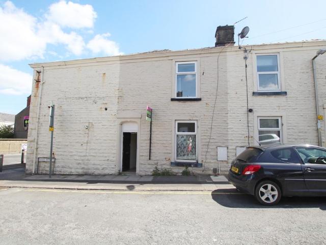 1 bedroom maisonette for sale