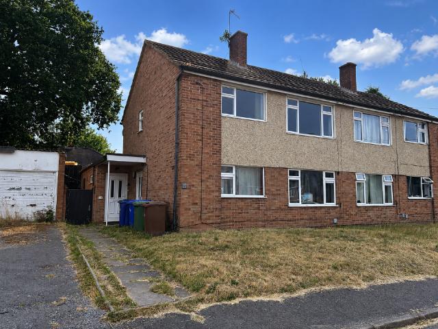 1 bedroom maisonette for sale