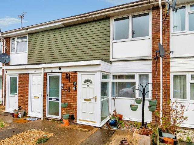 1 bedroom maisonette for sale
