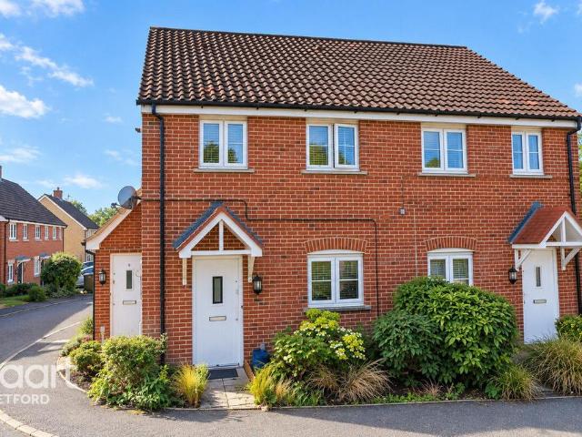 1 bedroom maisonette for sale
