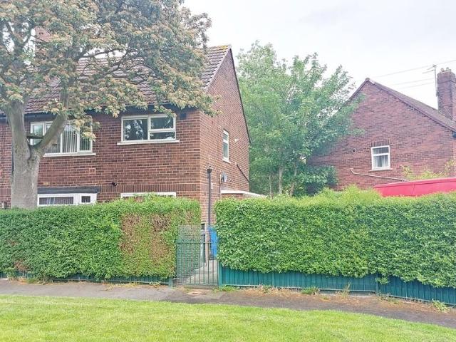 1 bedroom maisonette for sale